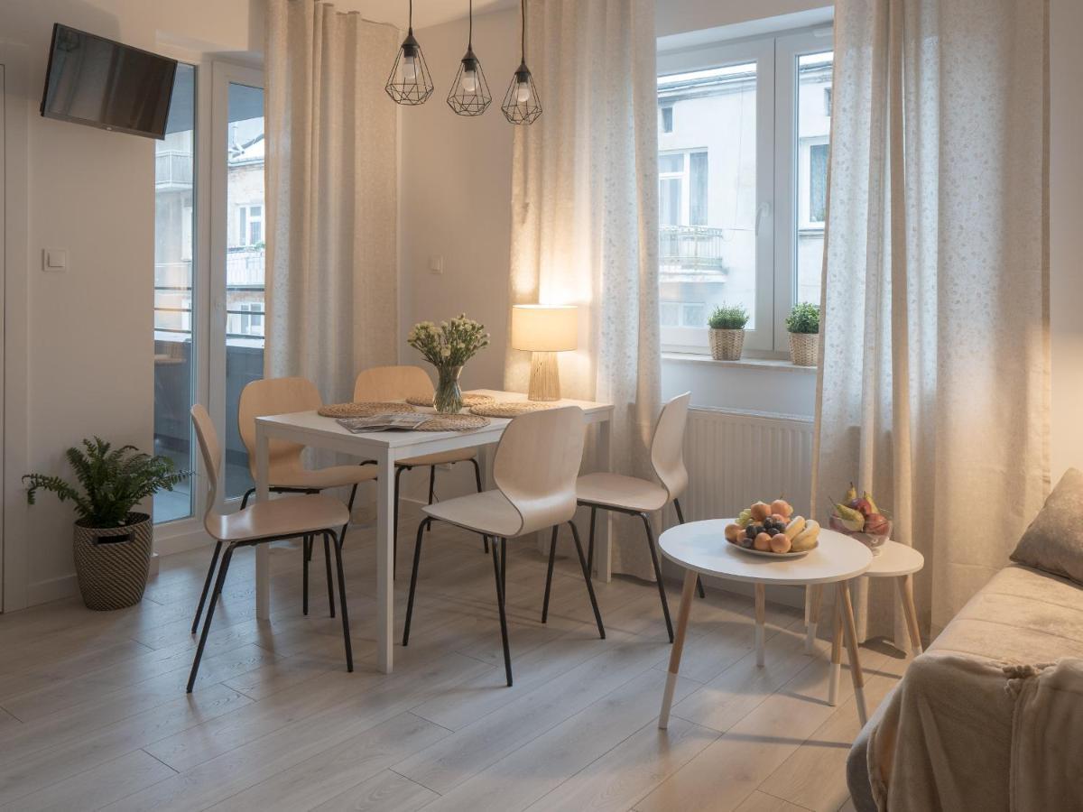Apartament Clever 1 Kamienica Grochow วอร์ซอ ภายนอก รูปภาพ