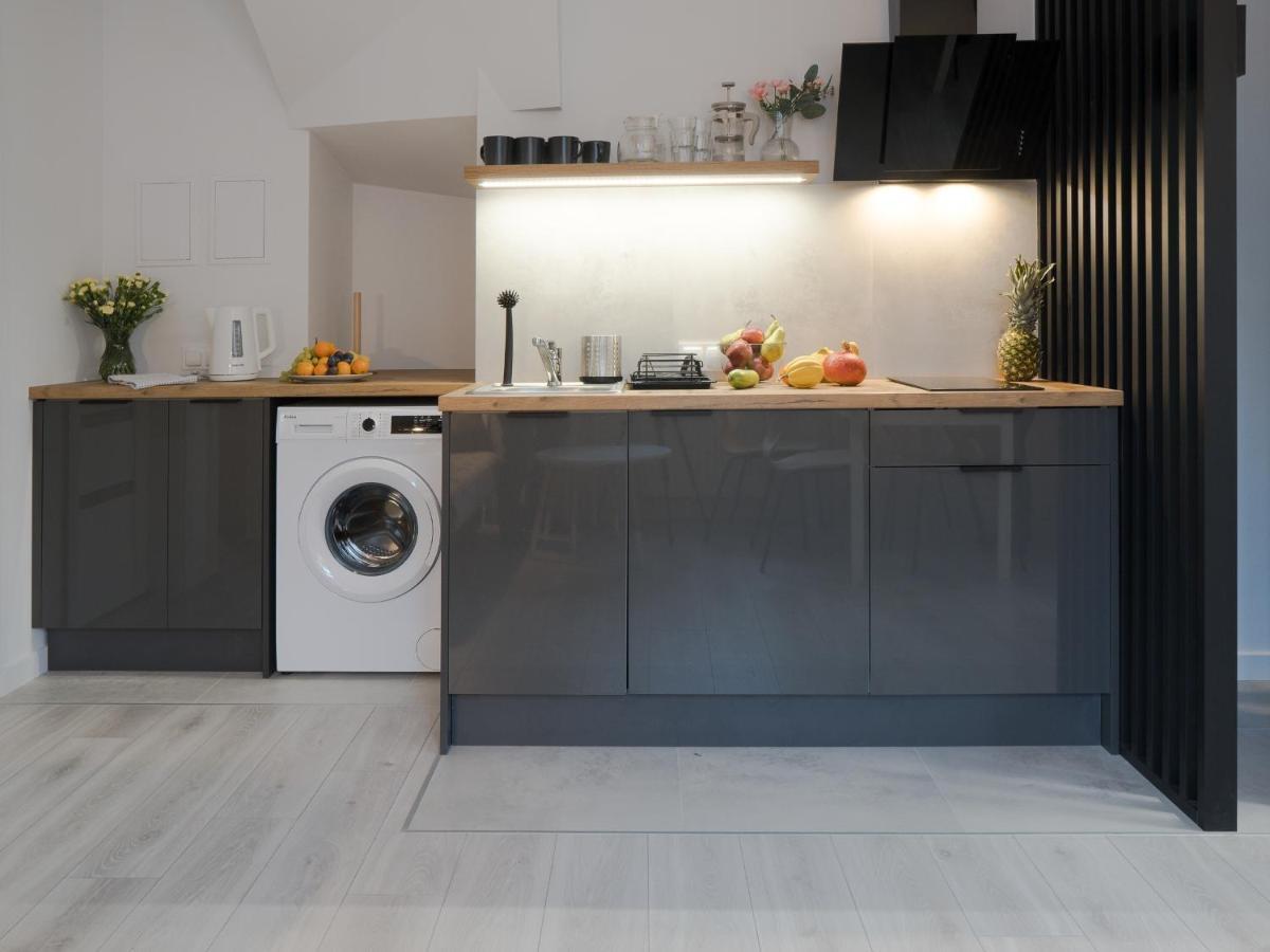 Apartament Clever 1 Kamienica Grochow วอร์ซอ ภายนอก รูปภาพ